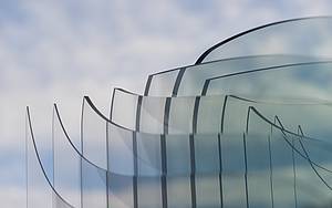 利用PearlCut技术可以精确切割不同厚度的玻璃